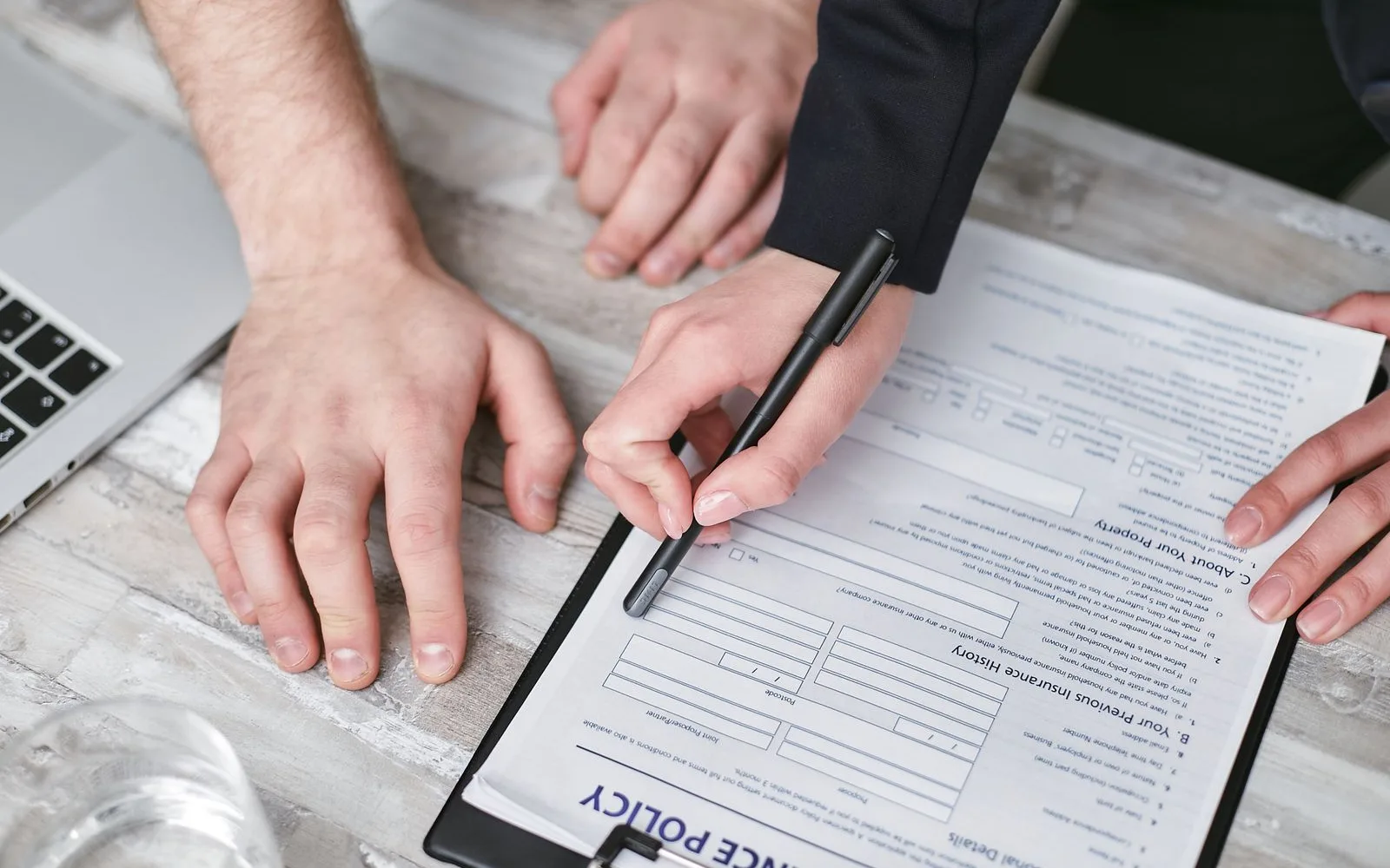 Résilier un abonnement ou une assurance